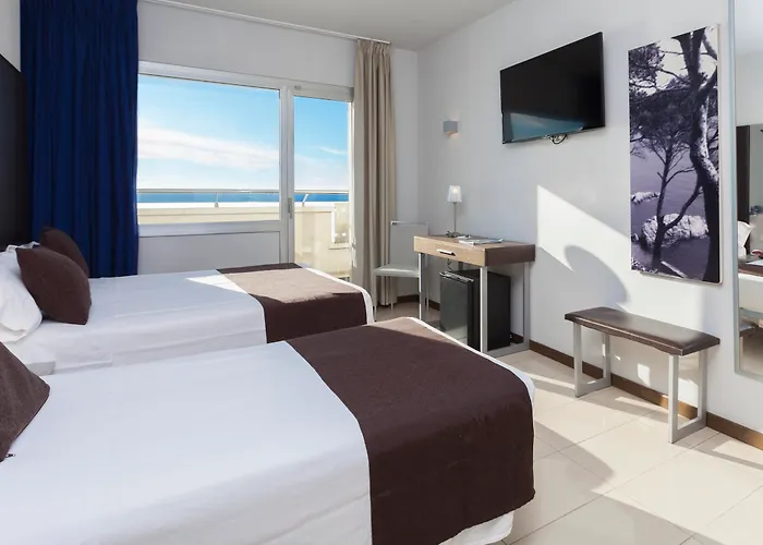 Urh Excelsior Готель