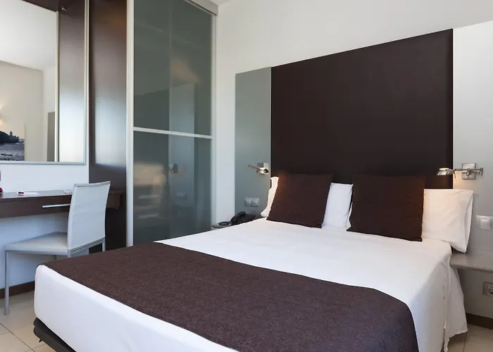 Urh Excelsior Готель Льорет-де-Мар